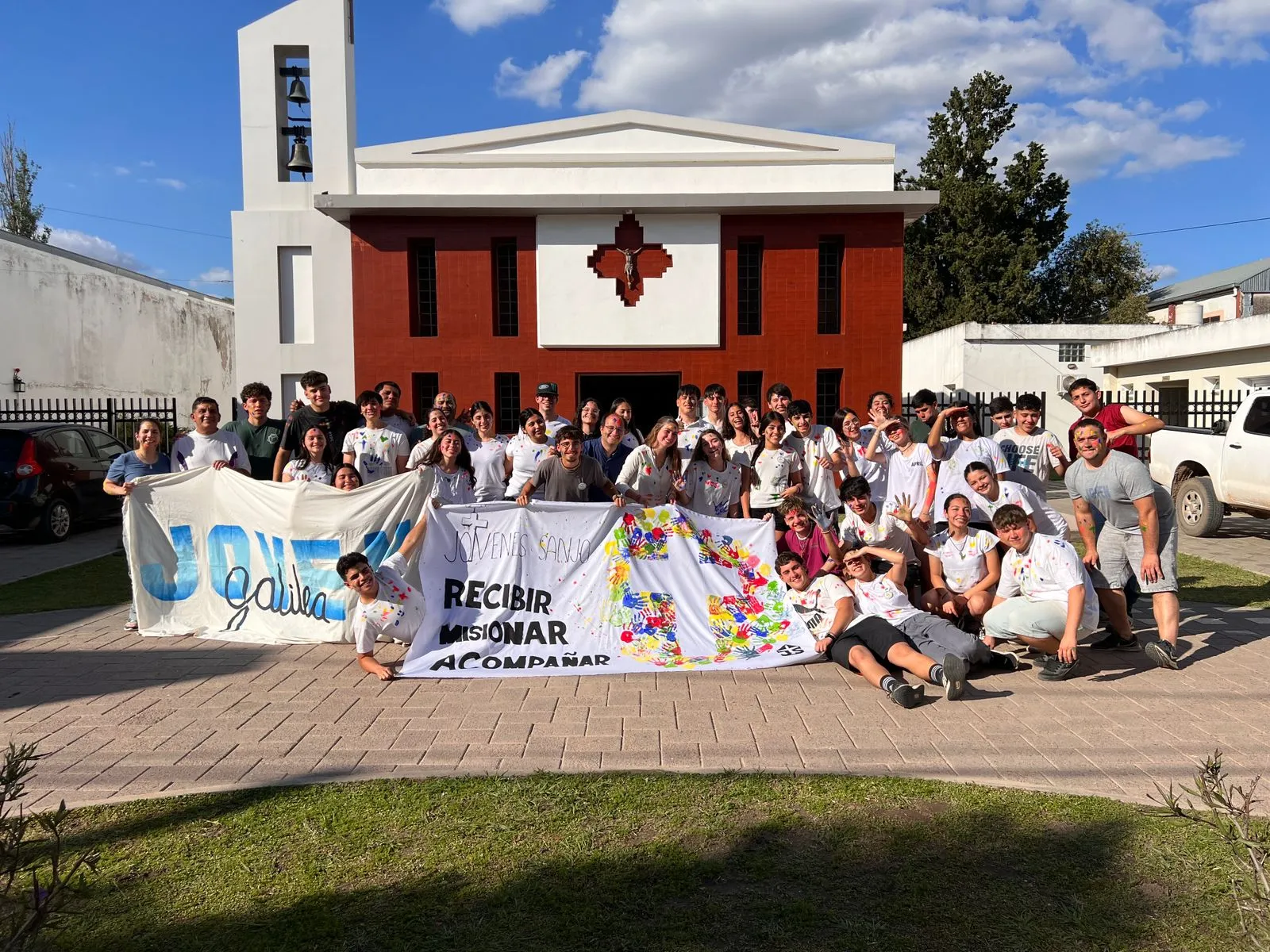 Jóvenes de La Juntada en la misión de Río Primero